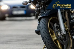 motorcyclist crash on Highway 101